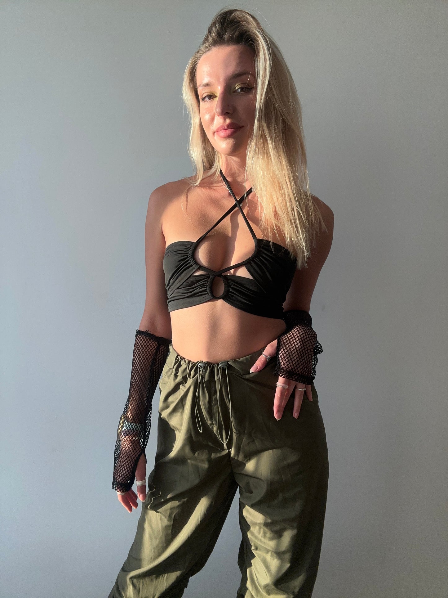 Black Mesh Fingerless Wrist Gloves