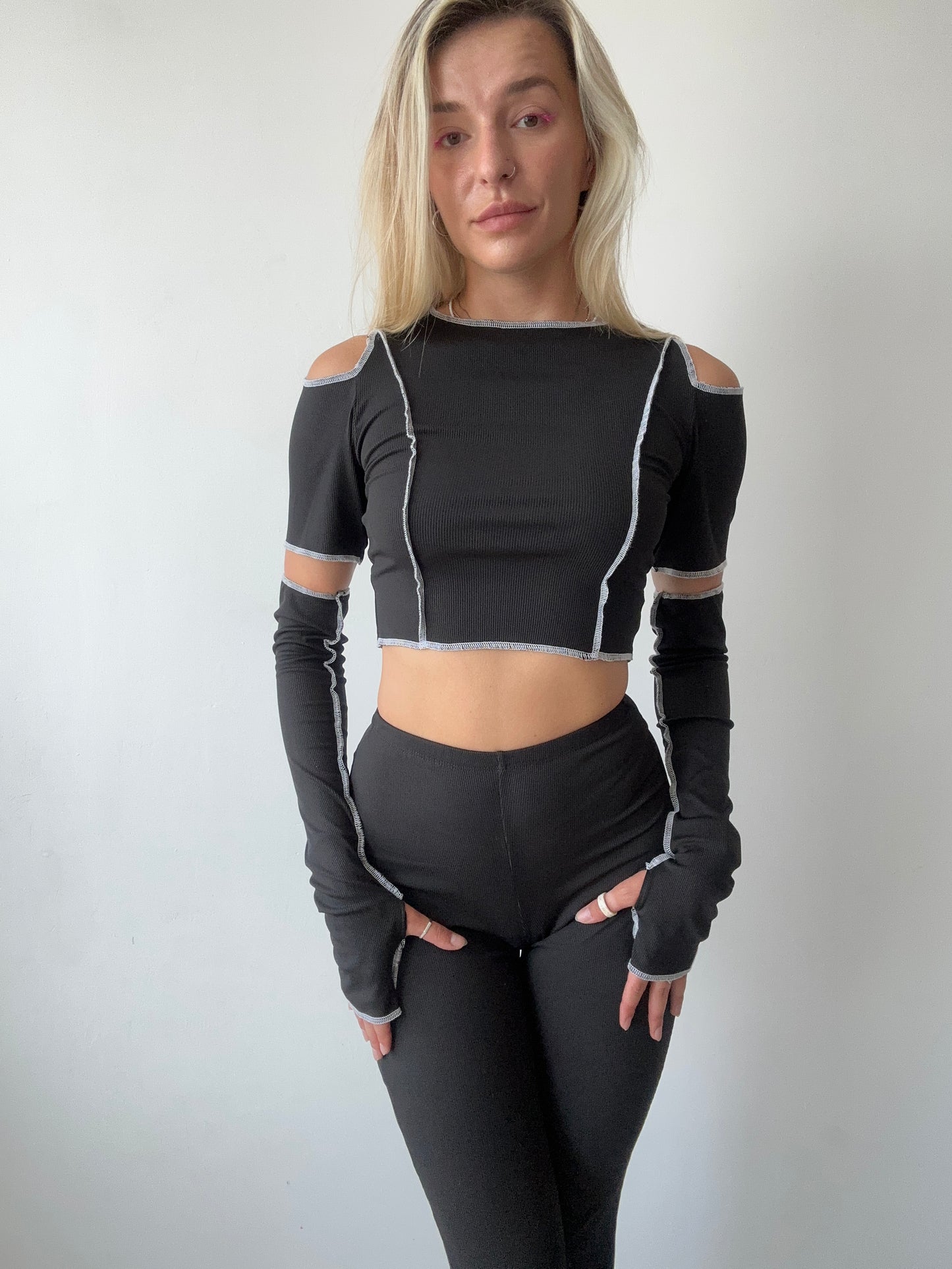 Black Ribbed Dance Gloves