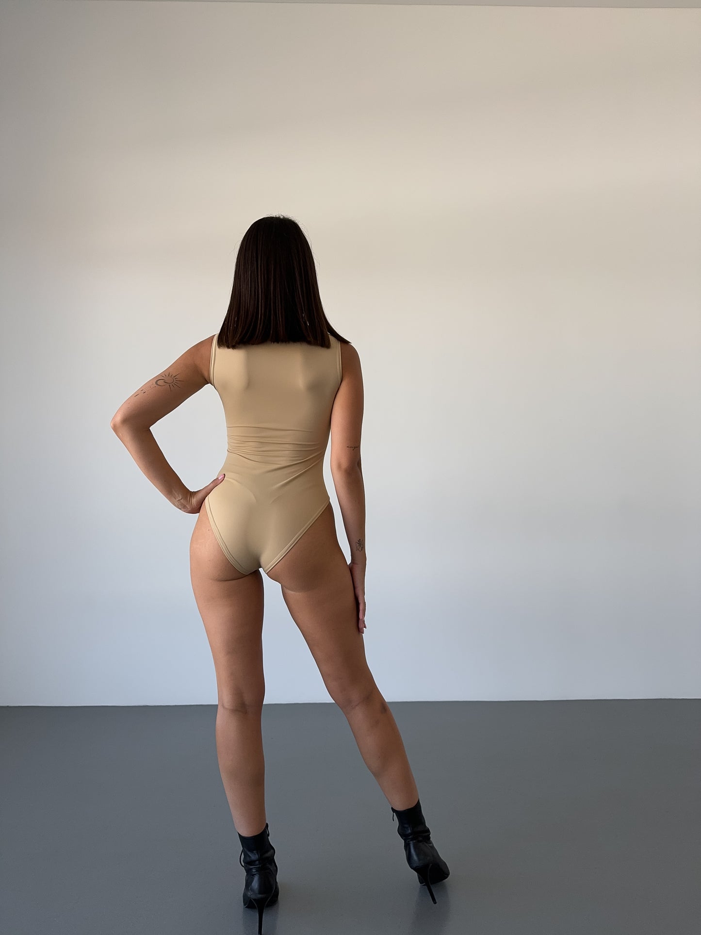 Beige Decollete Bodysuit with Clasp