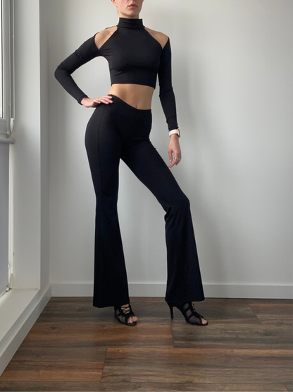 Black Ribbed Knit Long Sleeve Crop Top