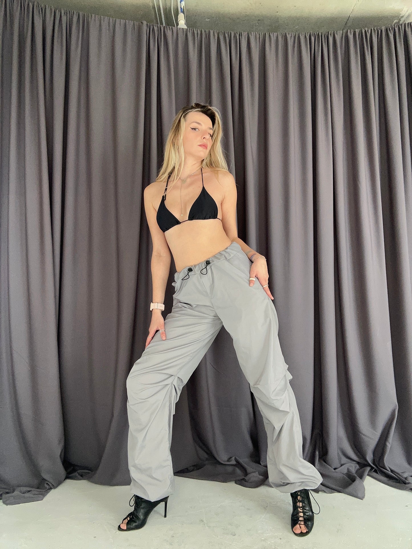 Grey Oversize Cargo Pants