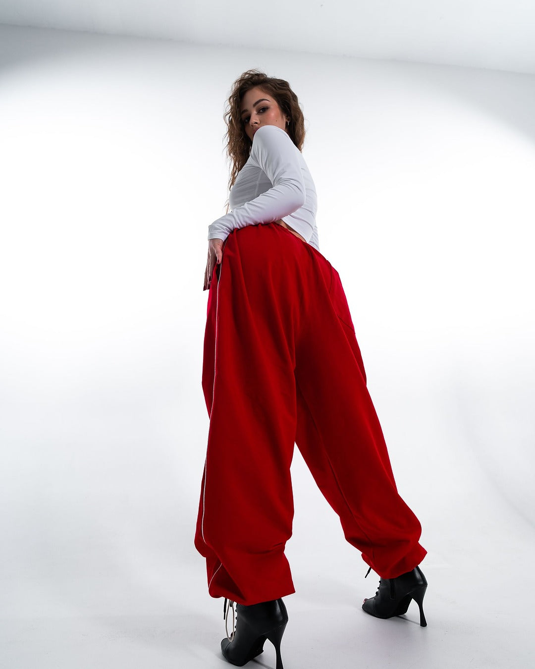 White Keyhole Long Sleeve Crop Top