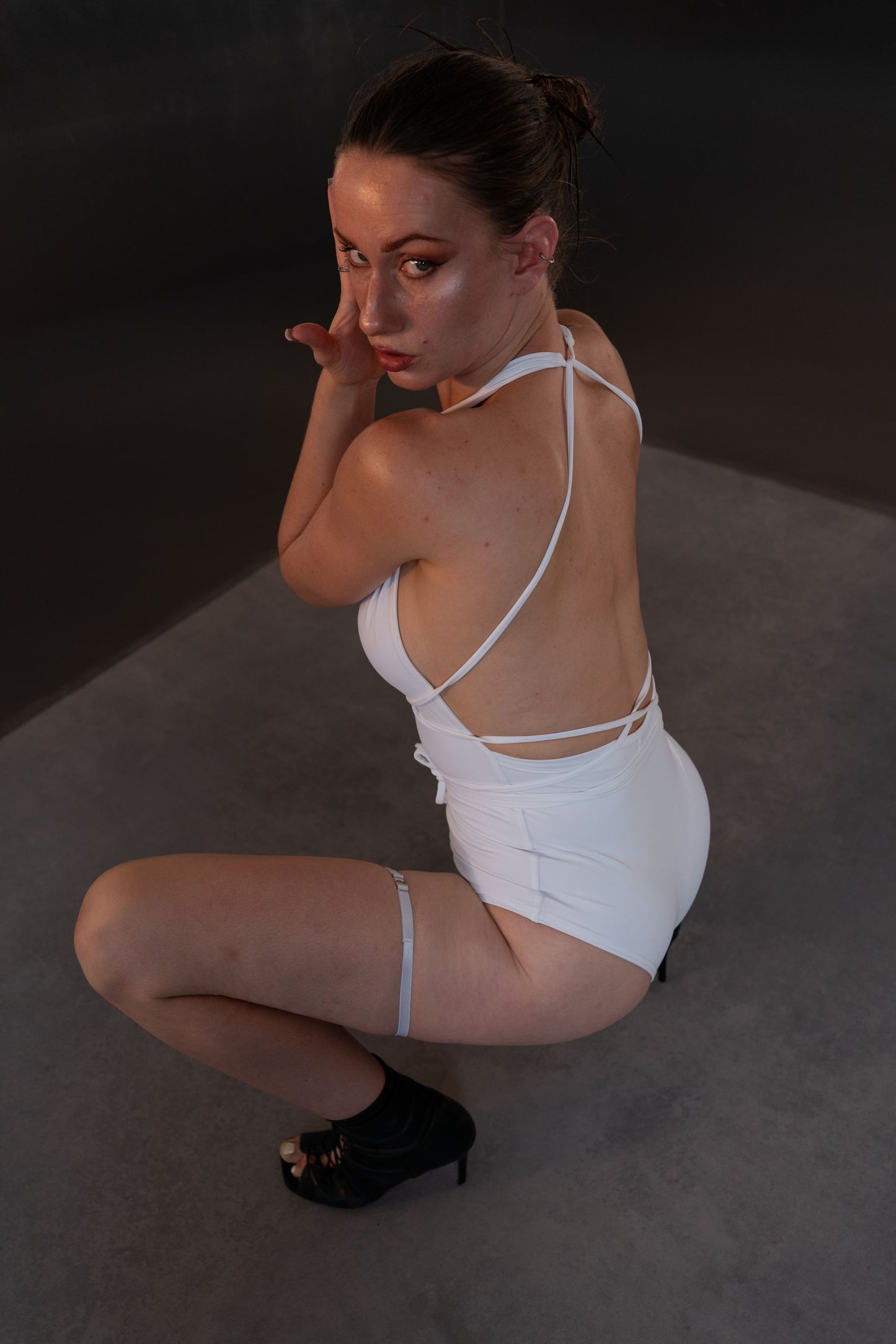 White Stretch Thigh Garter