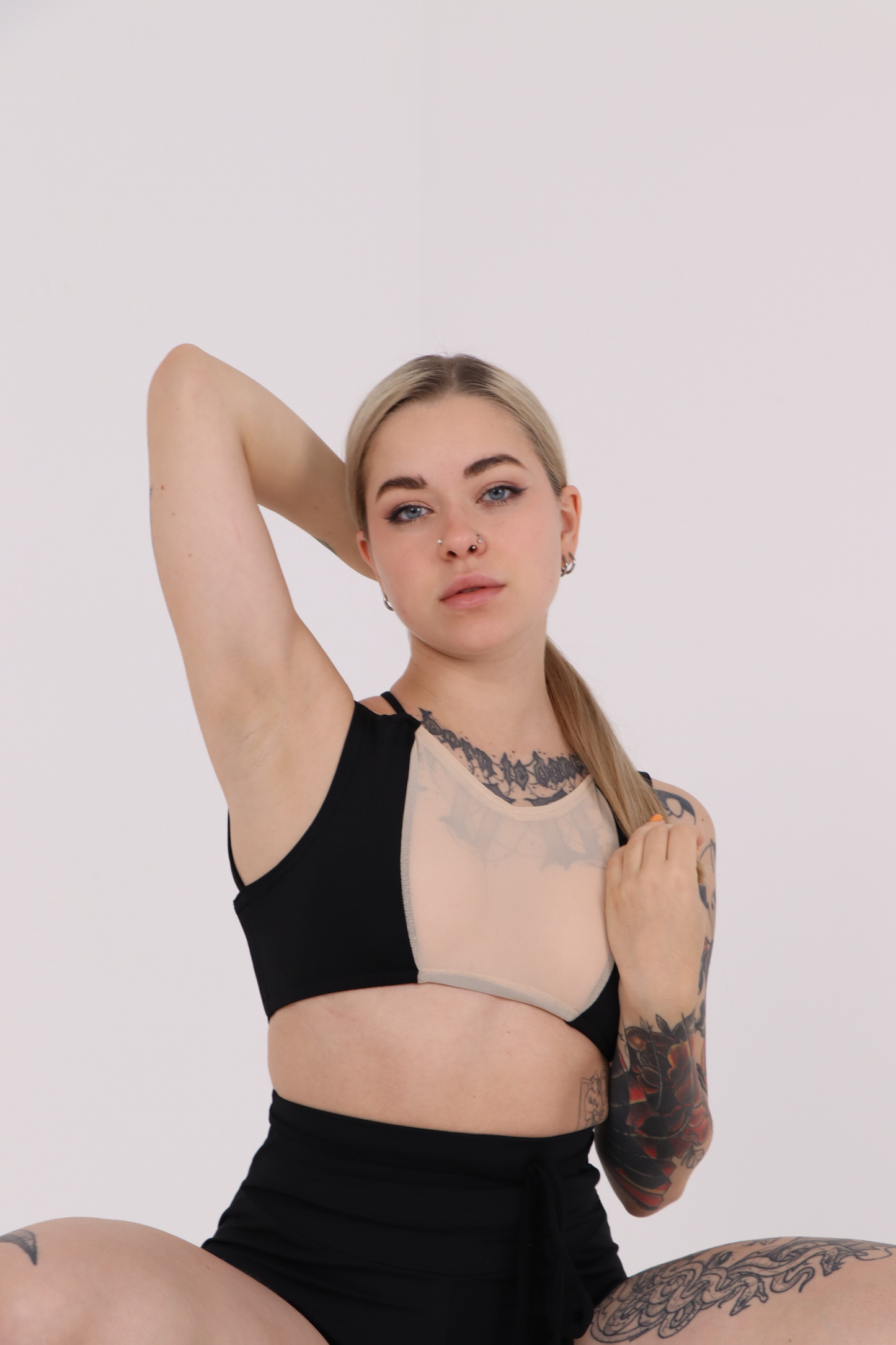 Two-Tone Decollete Performance Top