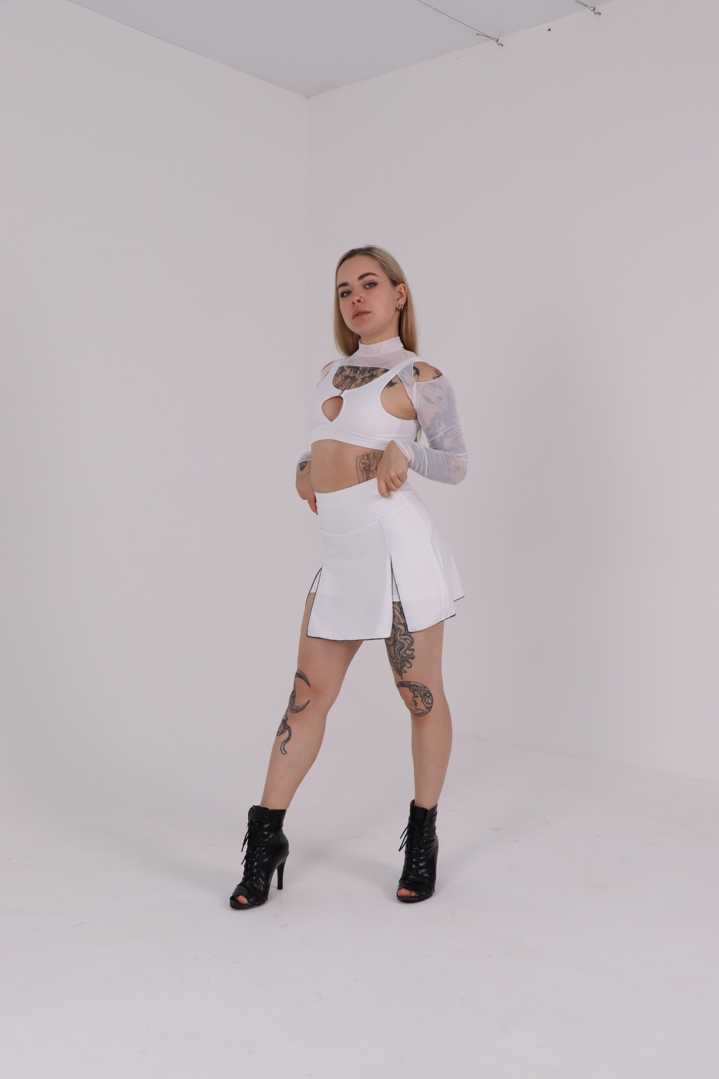 White Mesh Shrug Bolero